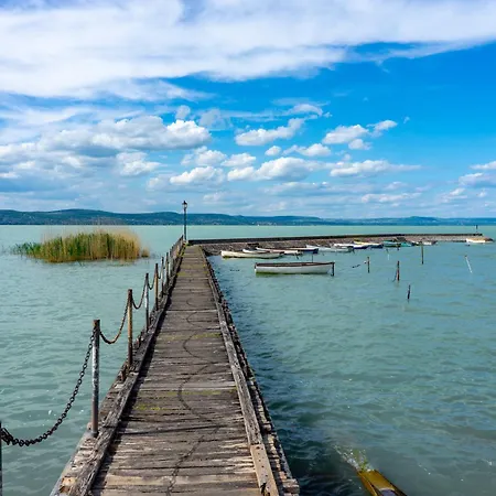 Appartamento In 54842 Balatonlelle