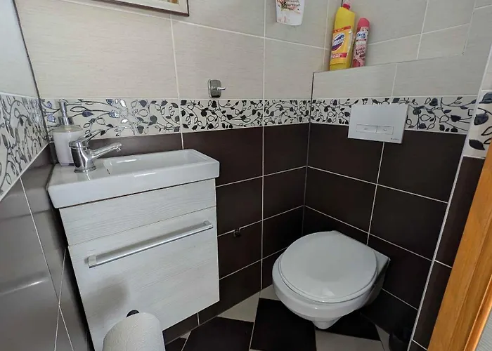 In 54842 アパート *